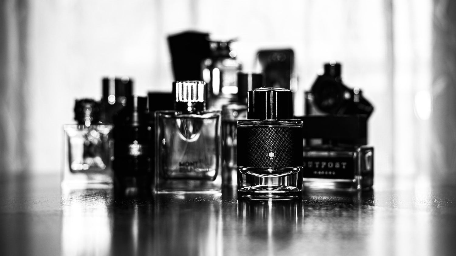 parfumuri-barbati-parfum-pentru-barbati-parfumuri-femei-parfumuri-pentru-femei